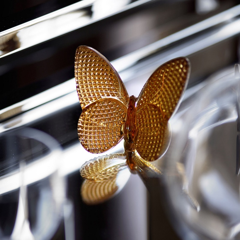 декорация baccarat lucky butterfly diamond gold