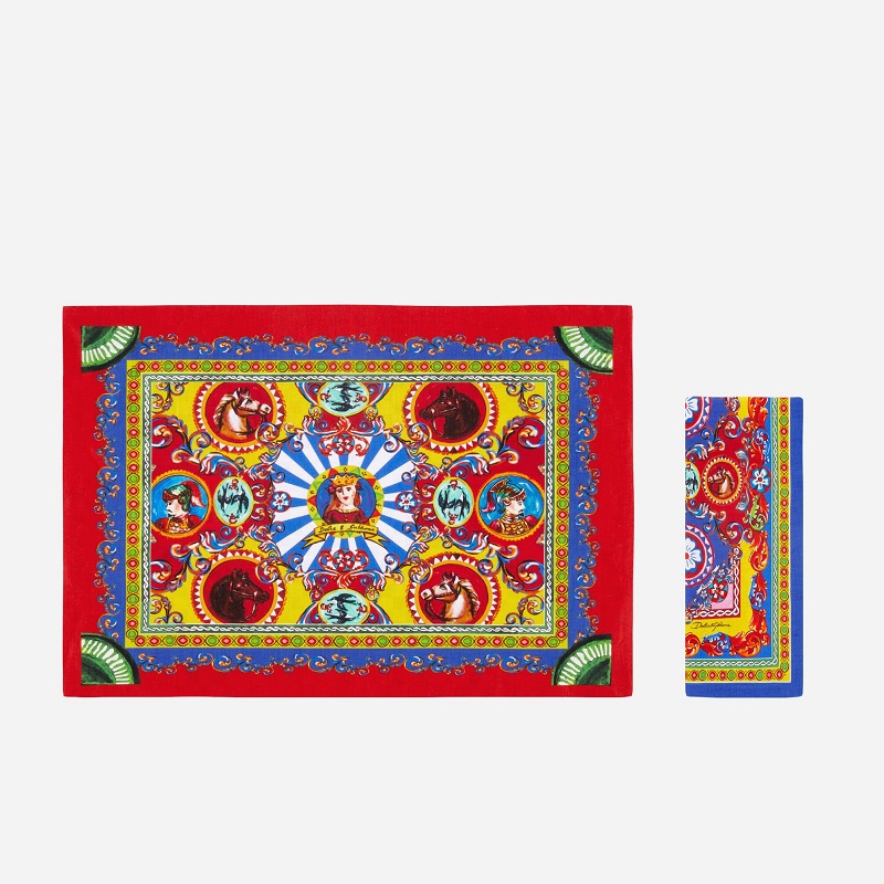 set-polojka-za-masa-lenena-salfetka-carreto-tcgs04tcadnuc085-dolce-gabbana сет подложка за маса и ленена салфетка dolce&gabbana carreto tcgs04tcadnuc085