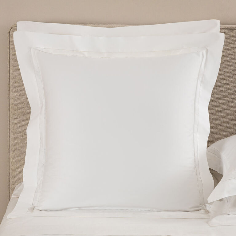 kalufka-za-vuzglavnica-doppio-ajour-milk-65x65-frette калъфка за възглавница frette doppio ajour milk 65x65