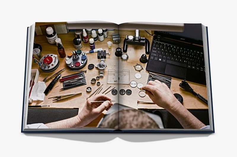 книга assouline the connoisseurs guide to fine timepieces european watch company