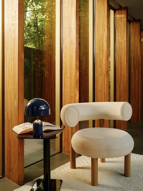настолна лампа tom dixon bell portable led indigo