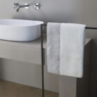 хавлиена кърпа frette graphite border bath milk black
